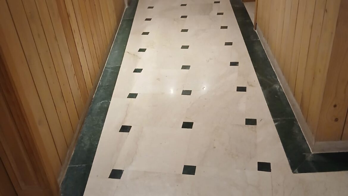 crema-marfil-marble-tiles-60x60