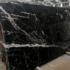 negro-marquina-marble- polished-slabs-first