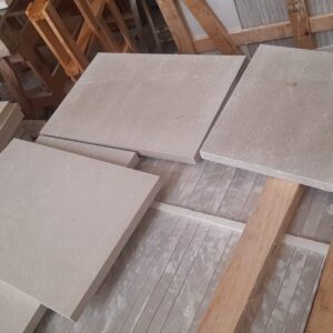 gris-zarci-stone-tiles