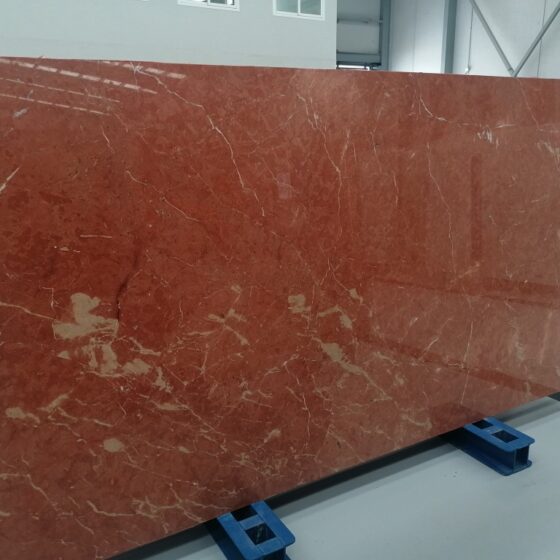 rojo-alicante-marble-slabs