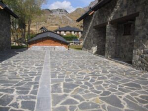 crazy-paving-stone