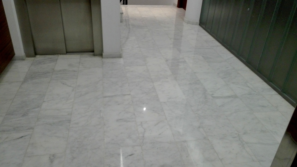 white-ibiza-marble-flooring