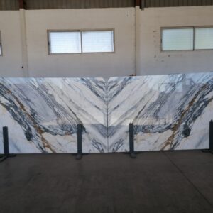 calacatta-picasso-marble-slabs