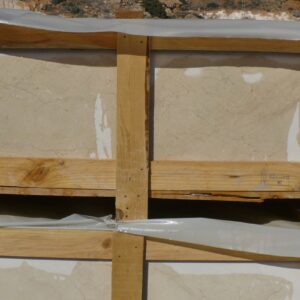 crema-marfil-marble-tiles