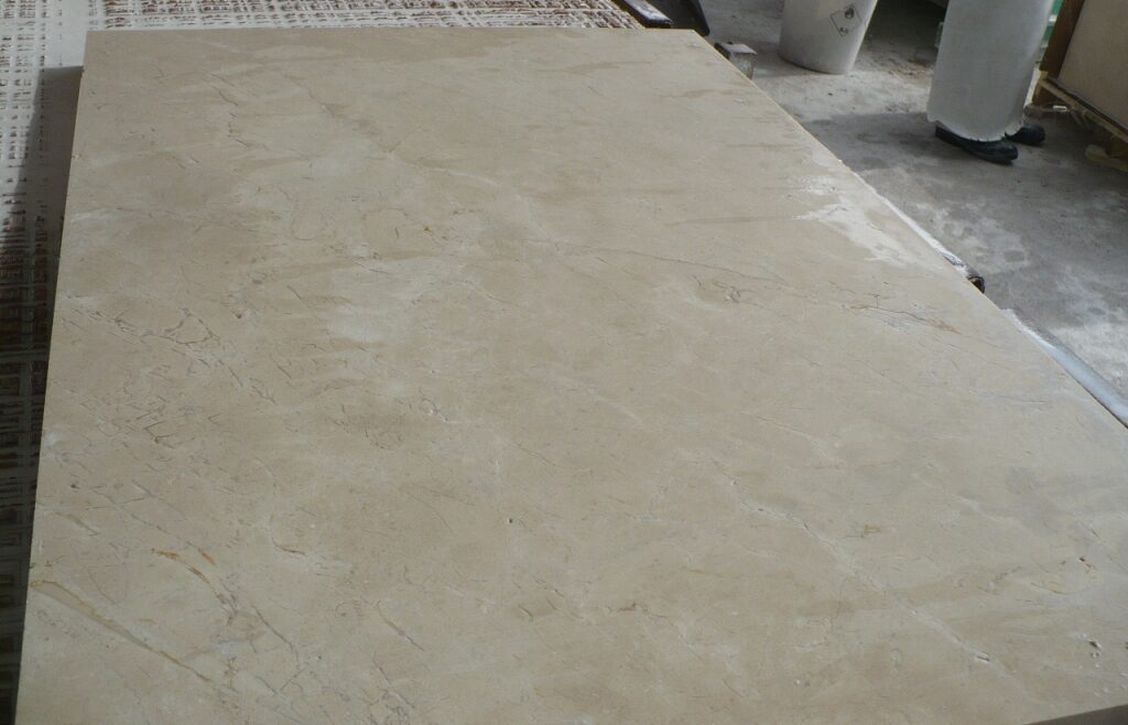 crema-marfil-tiles-brushed