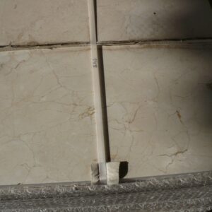 crema-marfil-polished-tiles