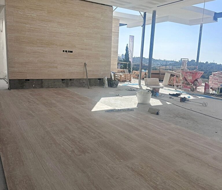 travertine-tiles-exterior-flooring