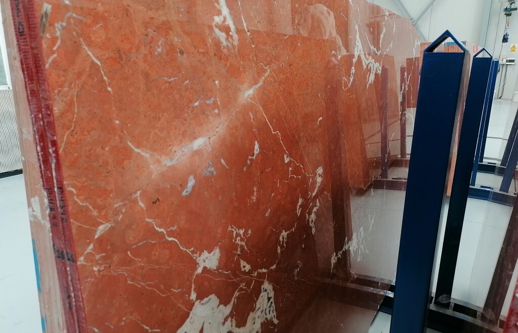 rojo-alicante-marble-slab