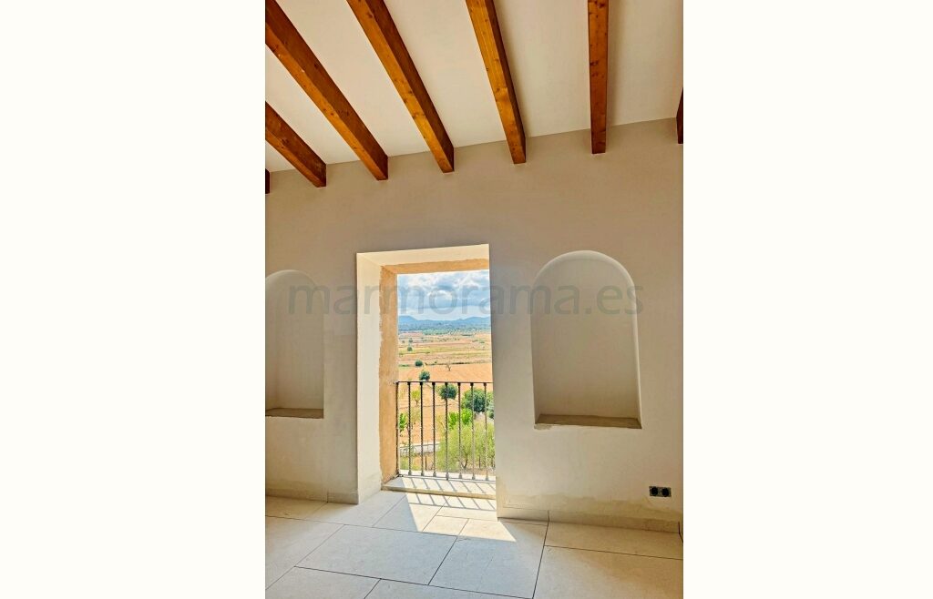 crema-marfil-marble-flooring-villa