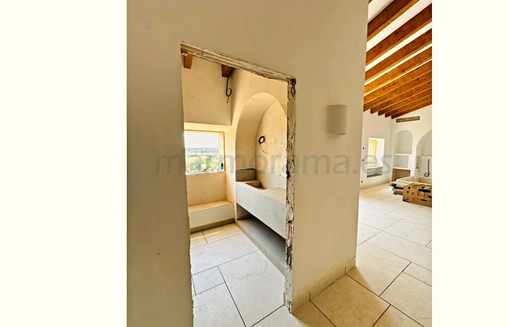 crema-marfil-marble-flooring-villa
