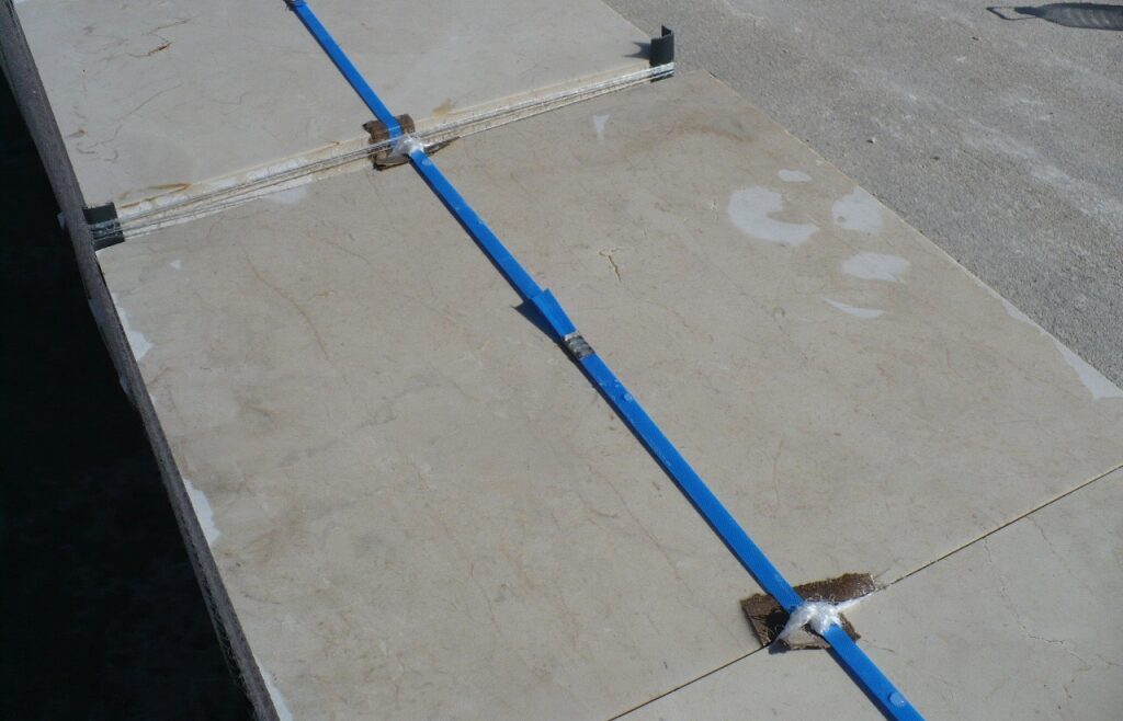 crema-marfil-marble-tiles-rough