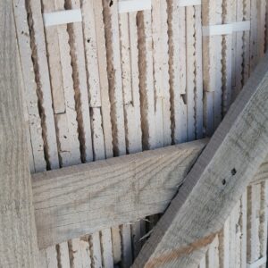 travertine-tiles-brushed-chiseled