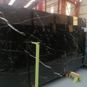 negro-marquina-marble-slabs