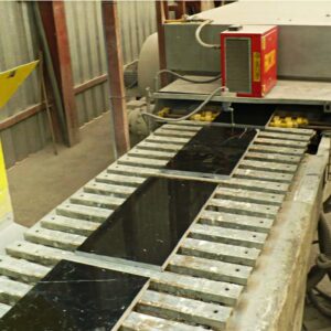 negro-marquina-marble-tiles