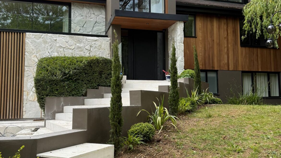 white-macael-marble-flagstone