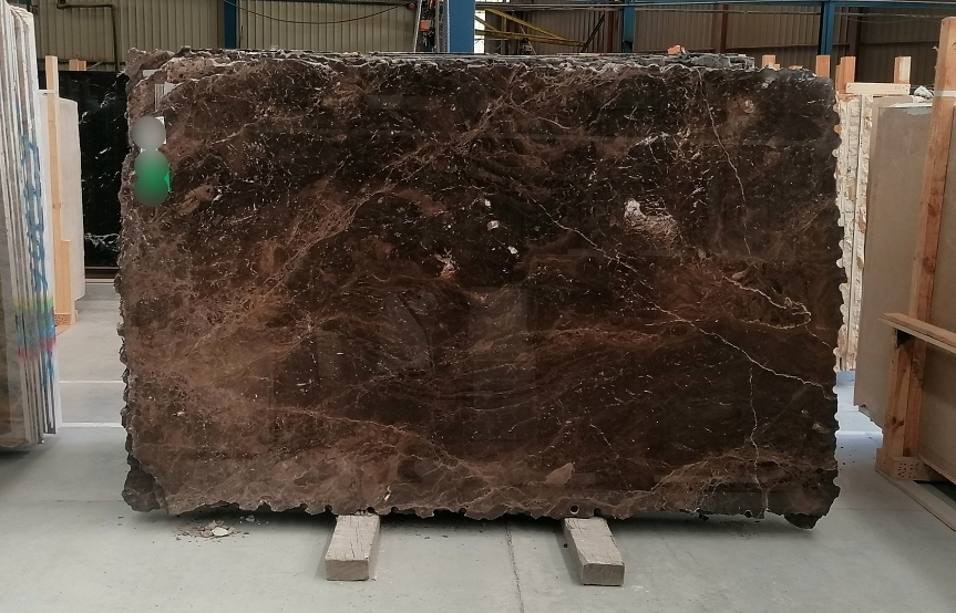 marble-slabs-delivery-east-europe