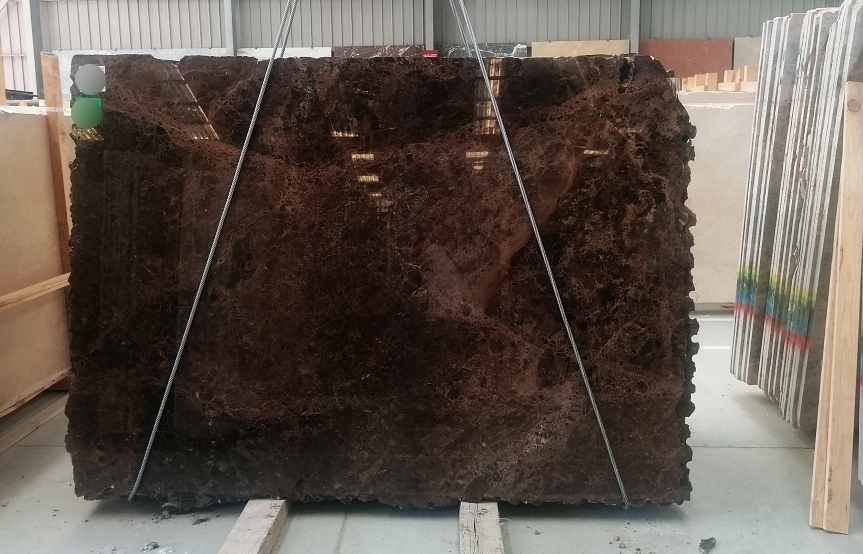 marble-slabs-delivery-east-europe