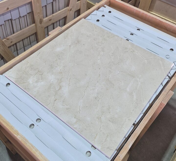 crema-marfil-marble-tiles-60x60-1,5 cm