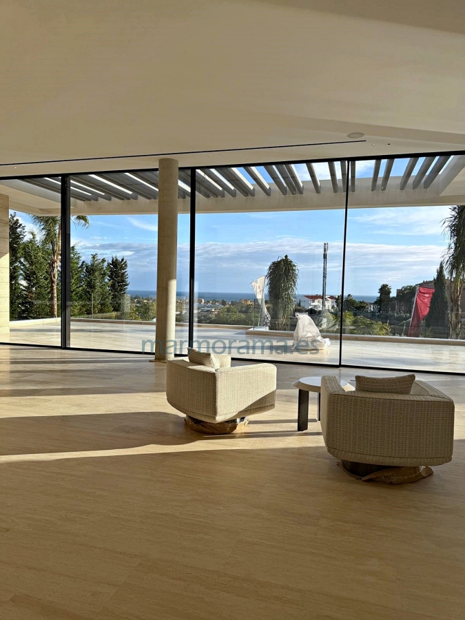 Travertine-crema-tiles-flooring-interior